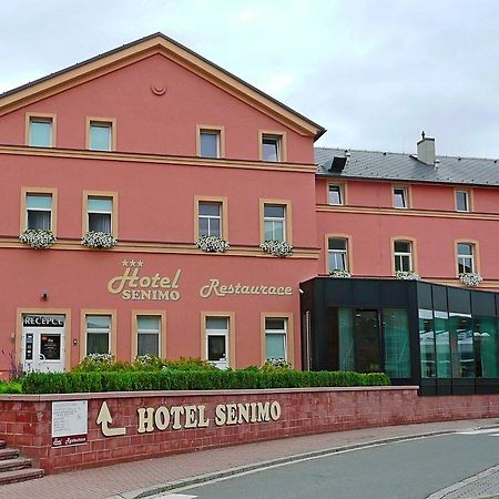 Hotel Senimo Olomouc Luaran gambar