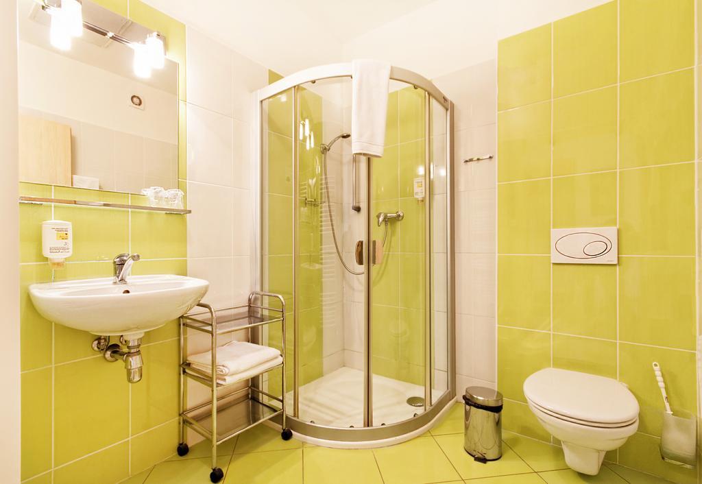 Hotel Senimo Olomouc Bilik gambar